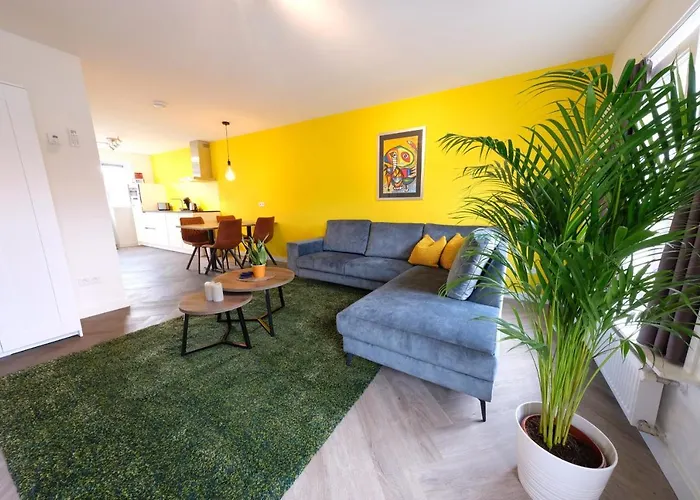 Fantastic 90m2 Two-bedroom With Terrace - Wa7b *